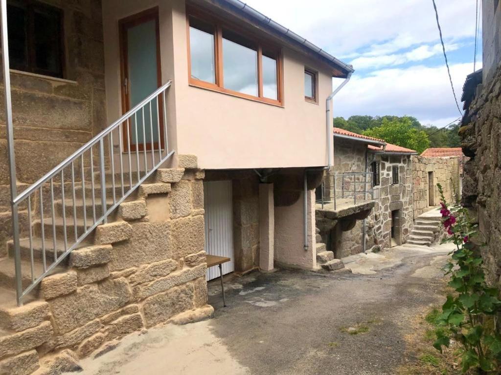 Apartamento Rural Meaus Rubias Exterior photo